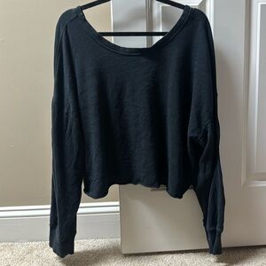 Size XL open back cropped aerie black crewneck